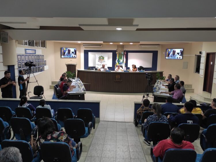 Câmara de Guaratuba aprova isenção da taxa de embarque na Rodoviária - Correio do Litoral