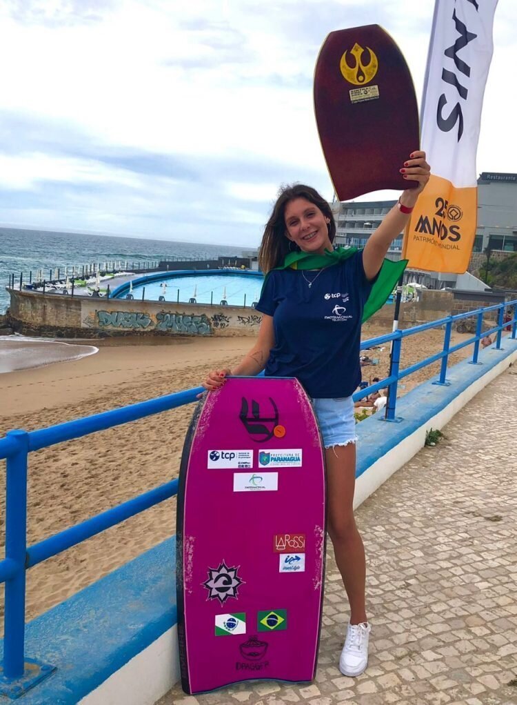 Atleta macaense conquista ouro no Bodyboard - RJNEWS